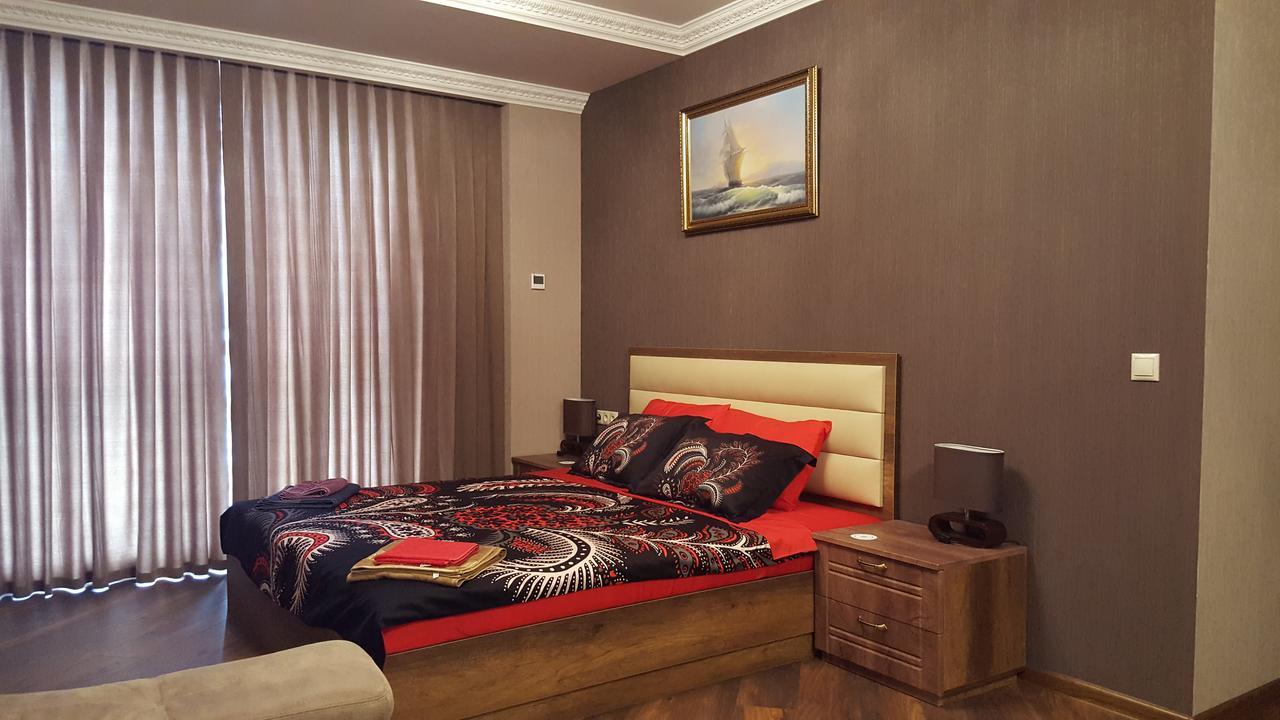 באטומי Mimino Apartment Deluxe First Line מראה חיצוני תמונה